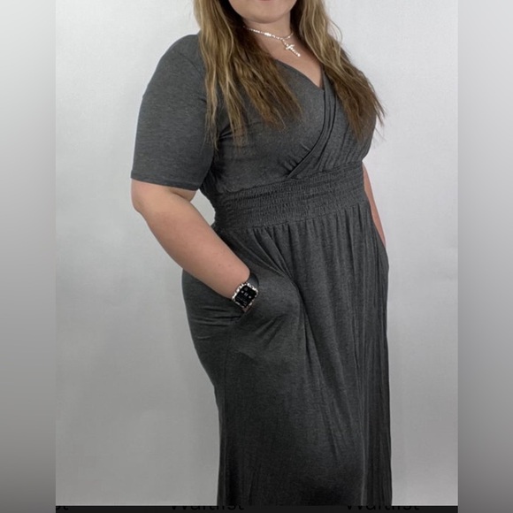 Hemish dress - Picture 2 of 2